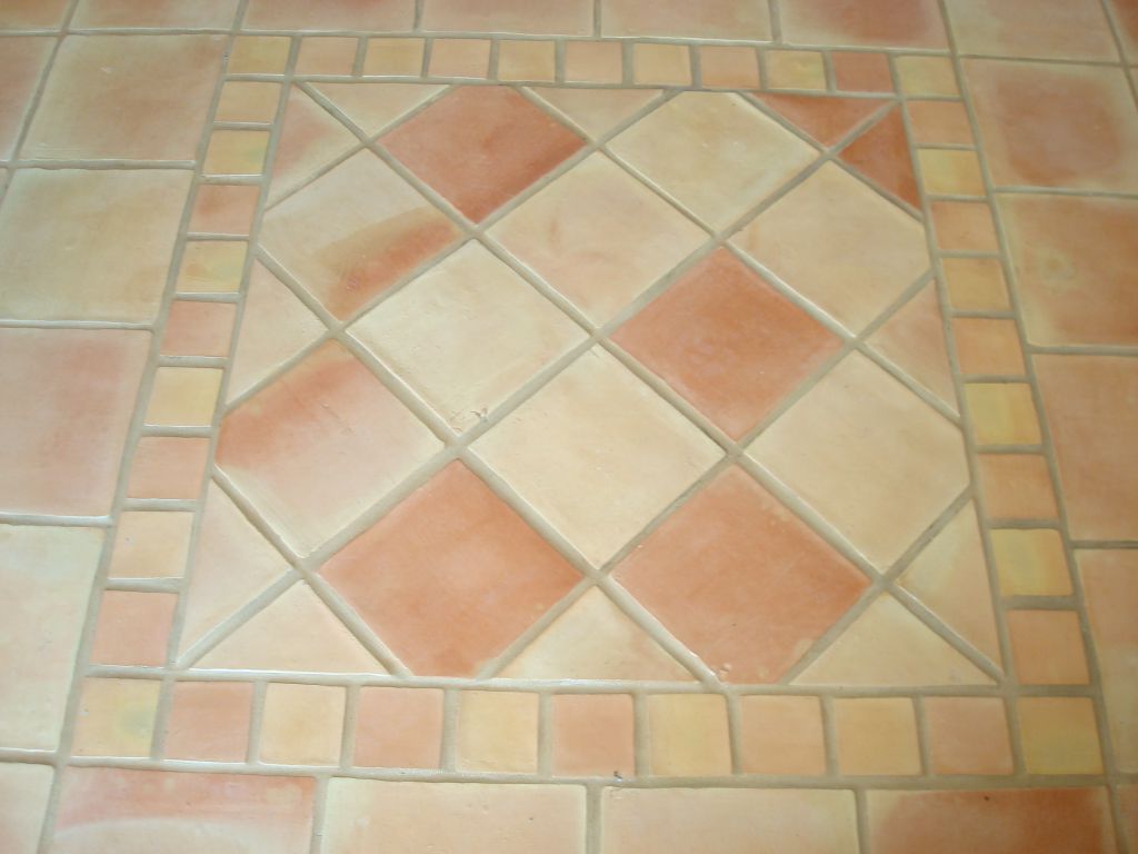 Composición de varios formatos de Baldosas de Barro